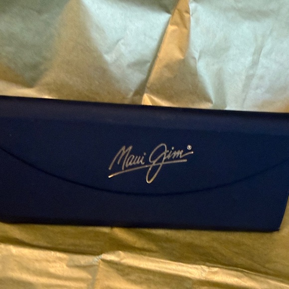 Unisex Authentic Maui Jim MJ SPORT Polarized Sunglasses w/ Hard and Soft Case! - Picture 9 of 9